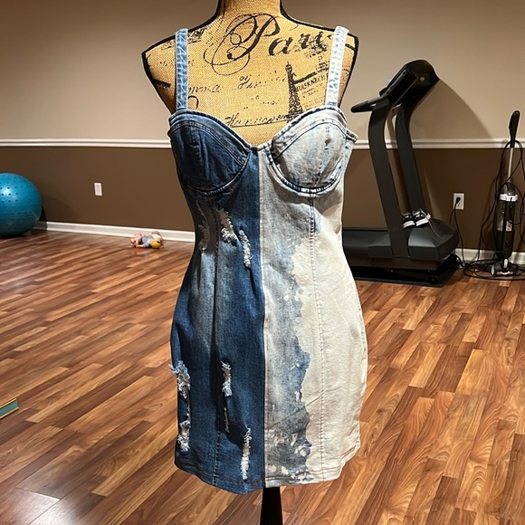 Fashion Nova size XL different shades of denim distressed jean dress - Picture 1 of 4